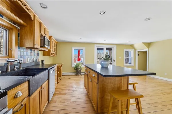 $520,000 | 7 Swamp Road, Plymouth, MA 02360