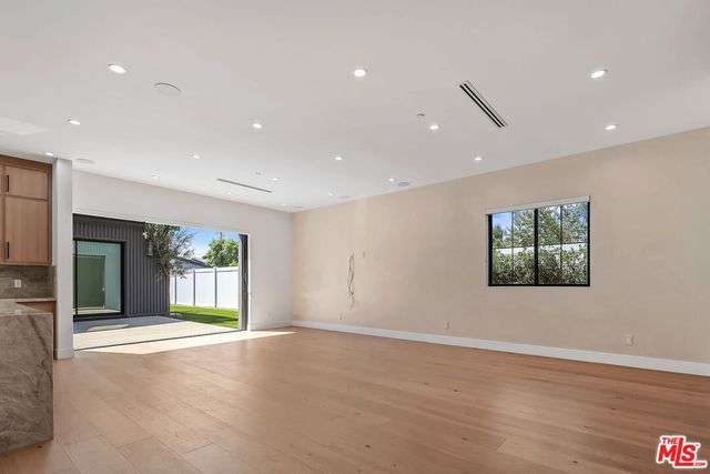 $10,500 | 5917 Rhodes Avenue, Valley Village, CA 91607