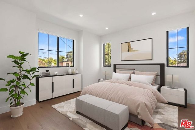 $10,500 | 5917 Rhodes Avenue, Valley Village, CA 91607