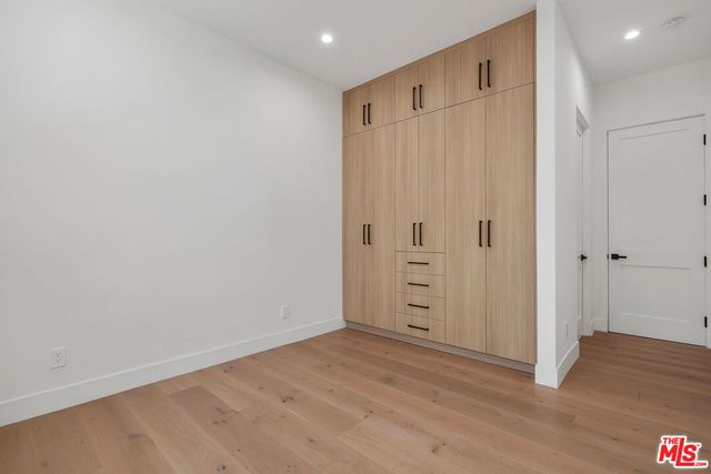 $10,500 | 5917 Rhodes Avenue, Valley Village, CA 91607