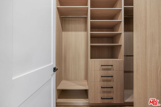 $10,500 | 5917 Rhodes Avenue, Valley Village, CA 91607