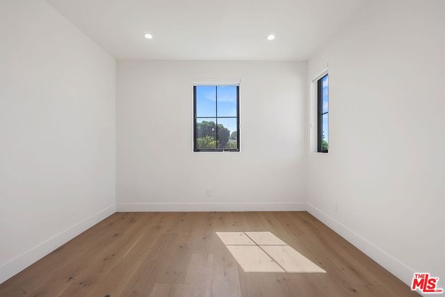 $10,500 | 5917 Rhodes Avenue, Valley Village, CA 91607