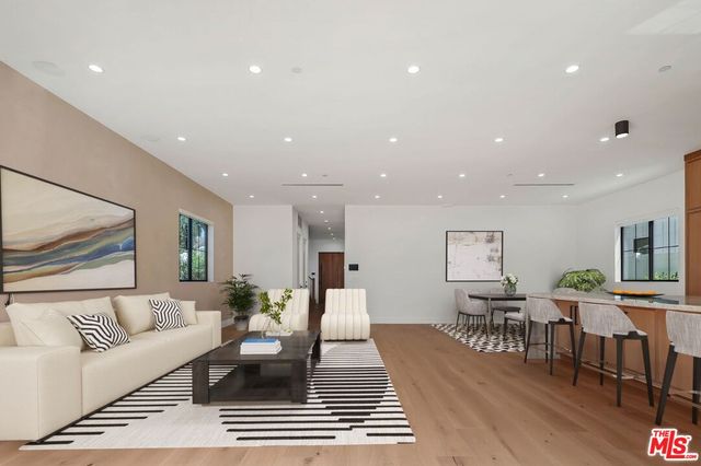 $10,500 | 5917 Rhodes Avenue, Valley Village, CA 91607