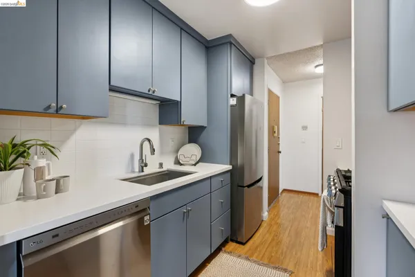$699,000 | 2700 Le Conte Avenue, Unit 402, Berkeley, CA 94709