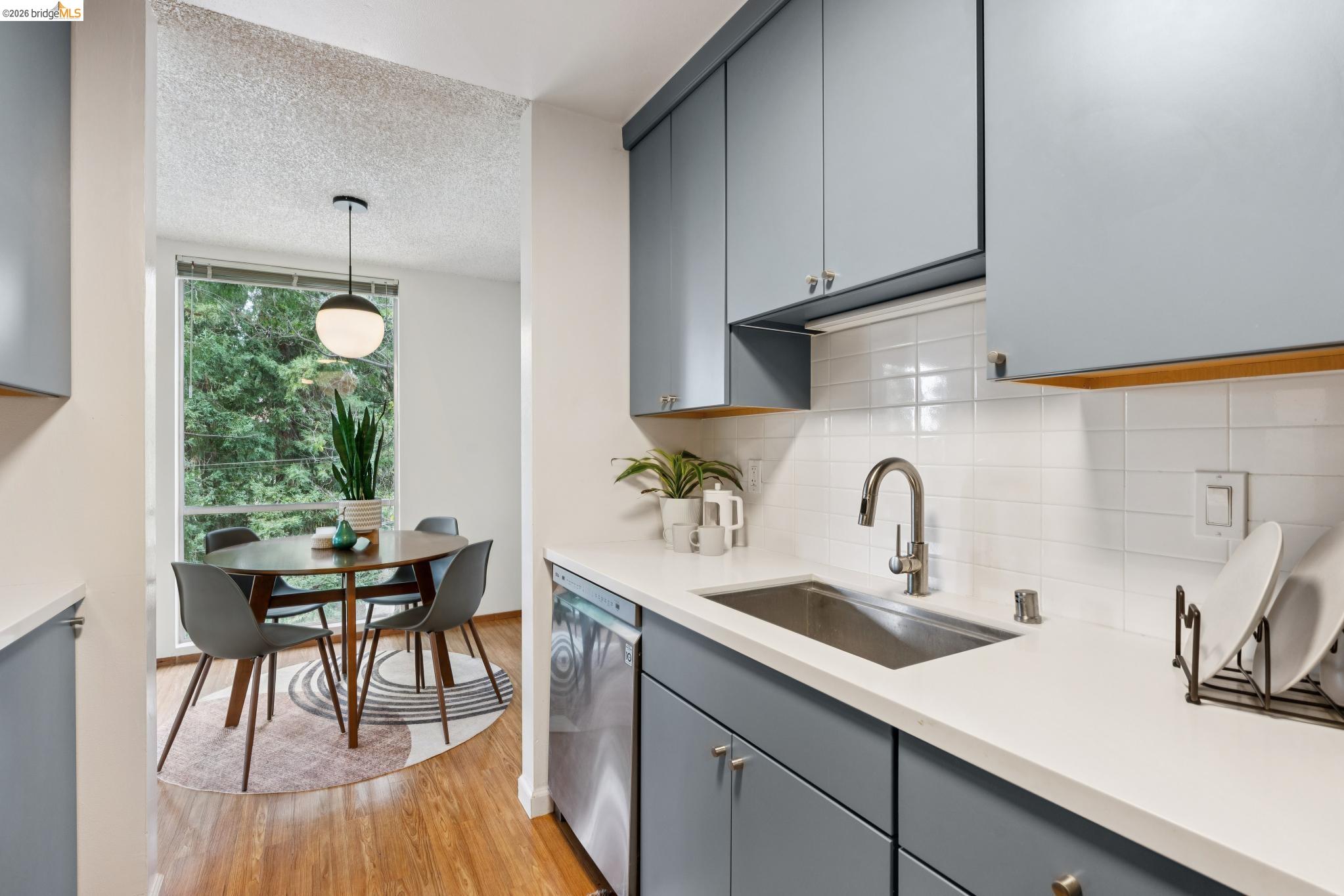 2700 Le Conte Avenue, Unit 402 Berkeley, CA 94709 - Photo 19 of 29