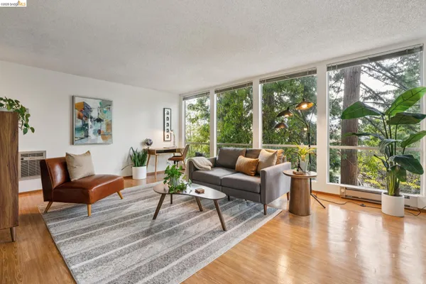 $699,000 | 2700 Le Conte Avenue, Unit 402, Berkeley, CA 94709