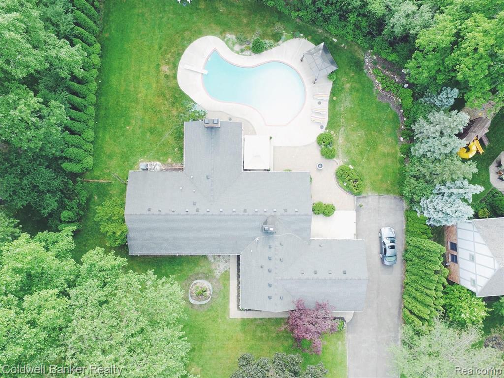 6040 Darramoor Road Bloomfield Hills, MI 48301 - Photo 11 of 47