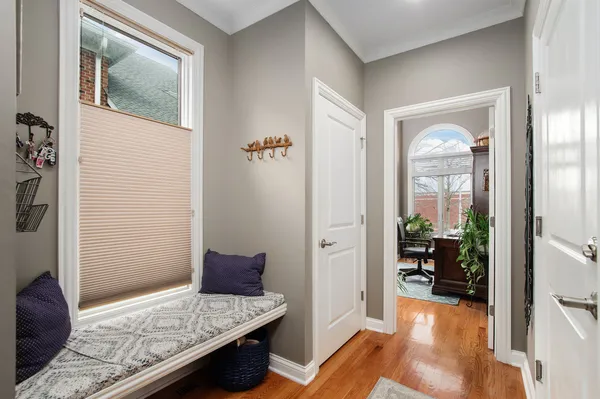 $650,000 | 271 Arbor Glen Boulevard, Unit 271, Schaumburg, IL 60195