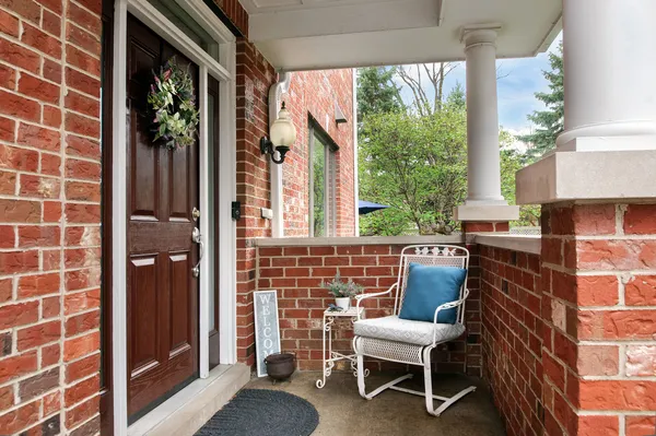 $650,000 | 271 Arbor Glen Boulevard, Unit 271, Schaumburg, IL 60195