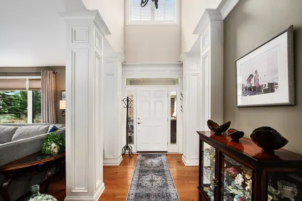 $650,000 | 271 Arbor Glen Boulevard, Unit 271, Schaumburg, IL 60195