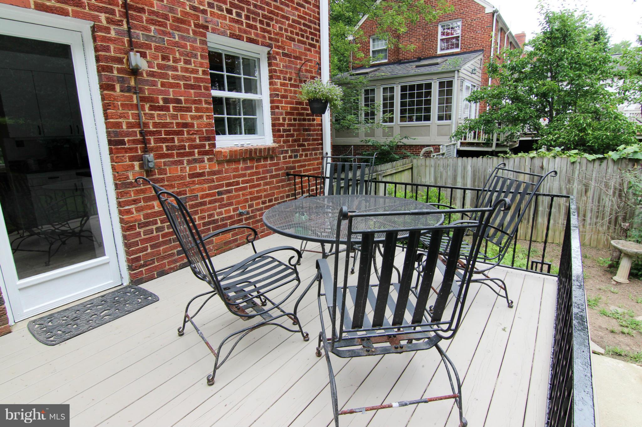 9523 Thornhill Road Silver Spring, MD 20901 - Photo 15 of 30 Deck
