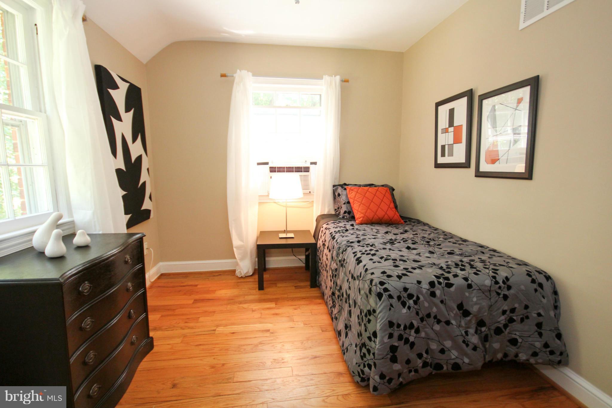 9523 Thornhill Road Silver Spring, MD 20901 - Photo 23 of 30 Bedroom #3