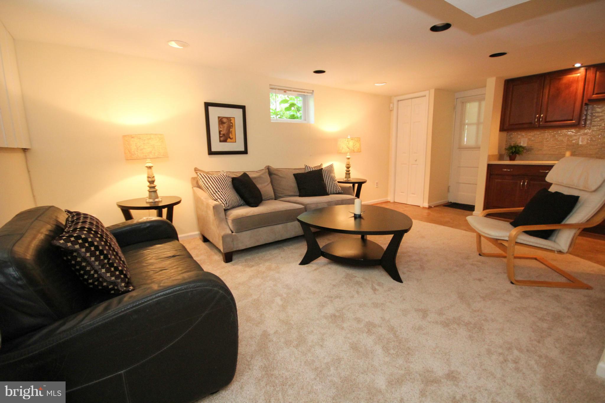 9523 Thornhill Road Silver Spring, MD 20901 - Photo 25 of 30 Au-pair suite