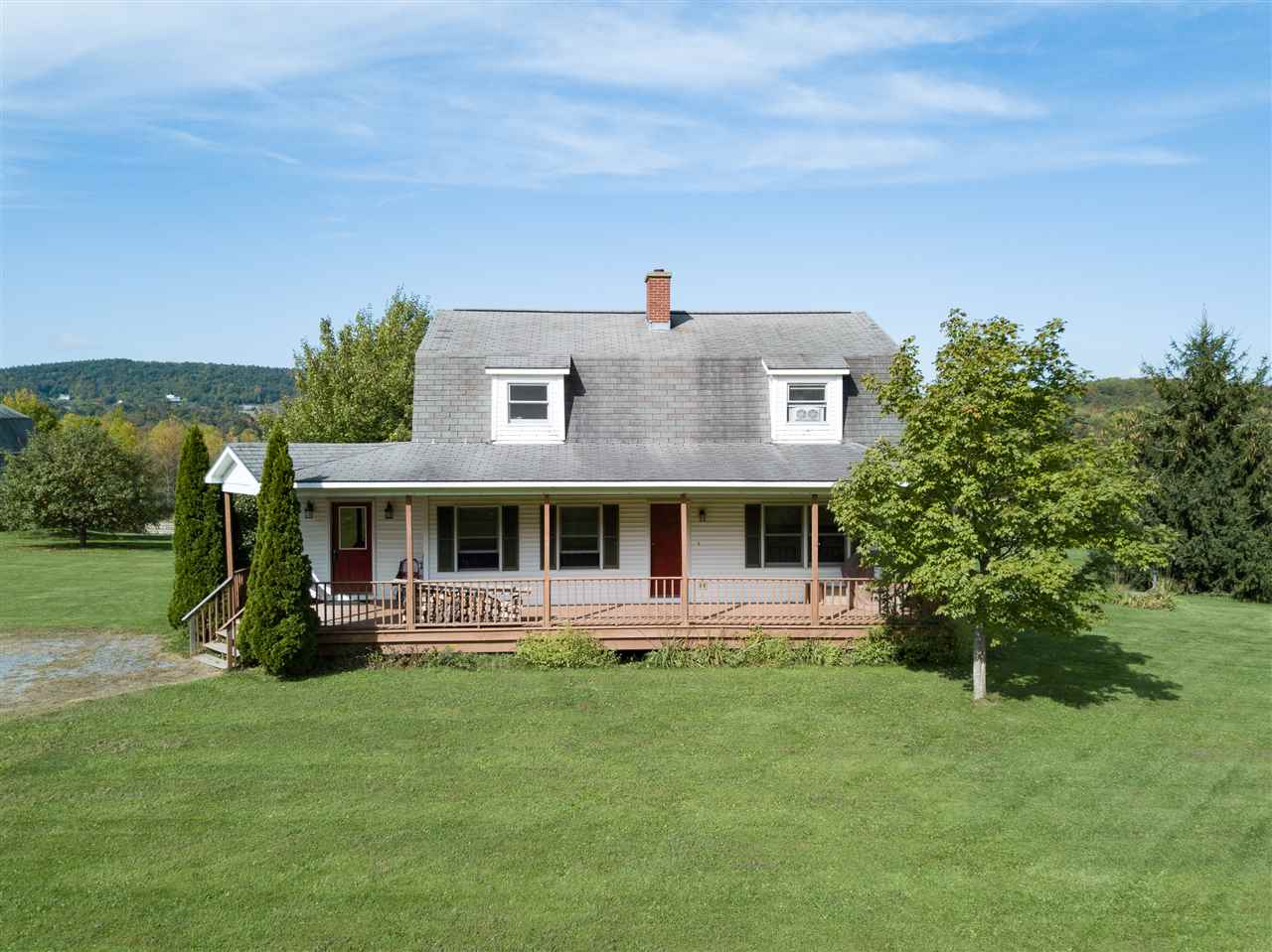 802 Mountain Road Monkton, VT 05443 - Photo 3 of 30 Gallery Image 3