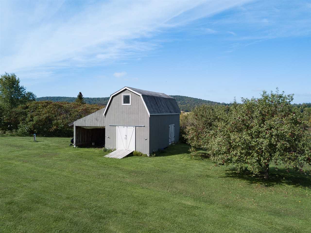 802 Mountain Road Monkton, VT 05443 - Photo 4 of 30 Gallery Image 4