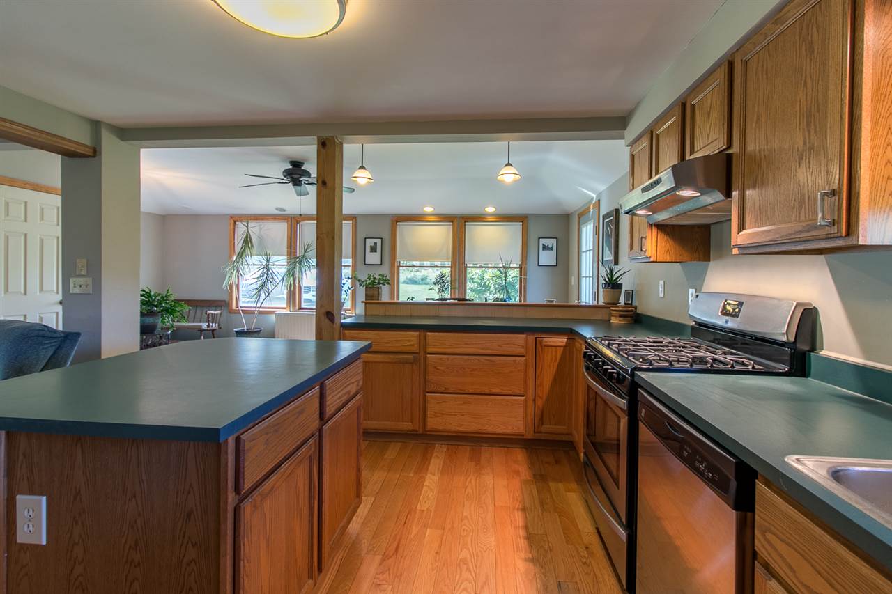 802 Mountain Road Monkton, VT 05443 - Photo 9 of 30 Gallery Image 9