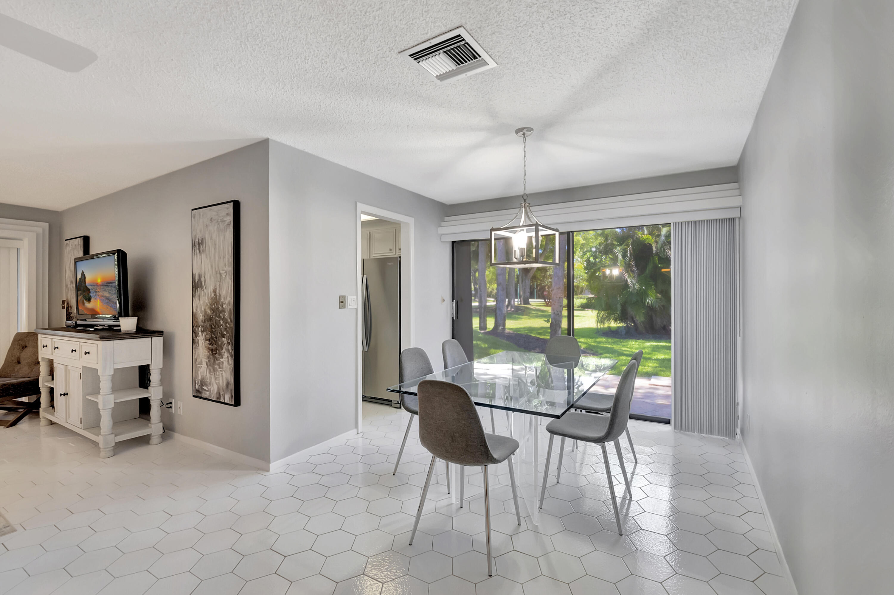 101 Bridgewood Court Boca Raton, FL 33434 - Photo 8 of 68 DT (2)