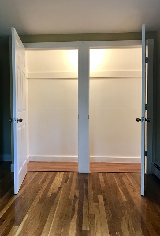 264 Mandalay Road Chicopee, MA 01020 - Photo 17 of 23 Gallery Image 17