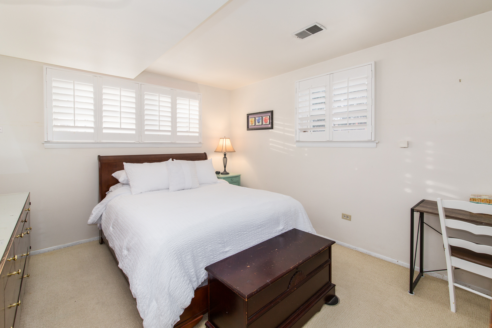 1026 Fortuna Avenue Park Ridge, IL 60068 - Photo 22 of 43 a bedroom with a bed and a window