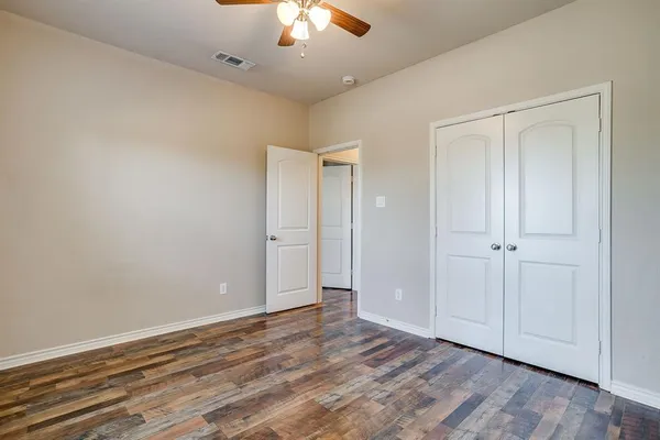 $359,900 | 2209 Caroline Drive, Weatherford, TX 76087