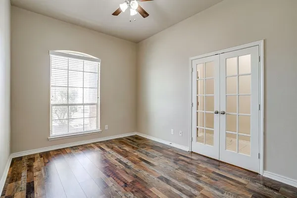 $359,900 | 2209 Caroline Drive, Weatherford, TX 76087