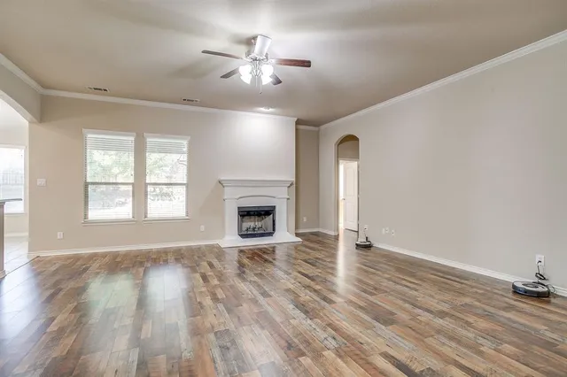 $365,000 | 2209 Caroline Drive, Weatherford, TX 76087