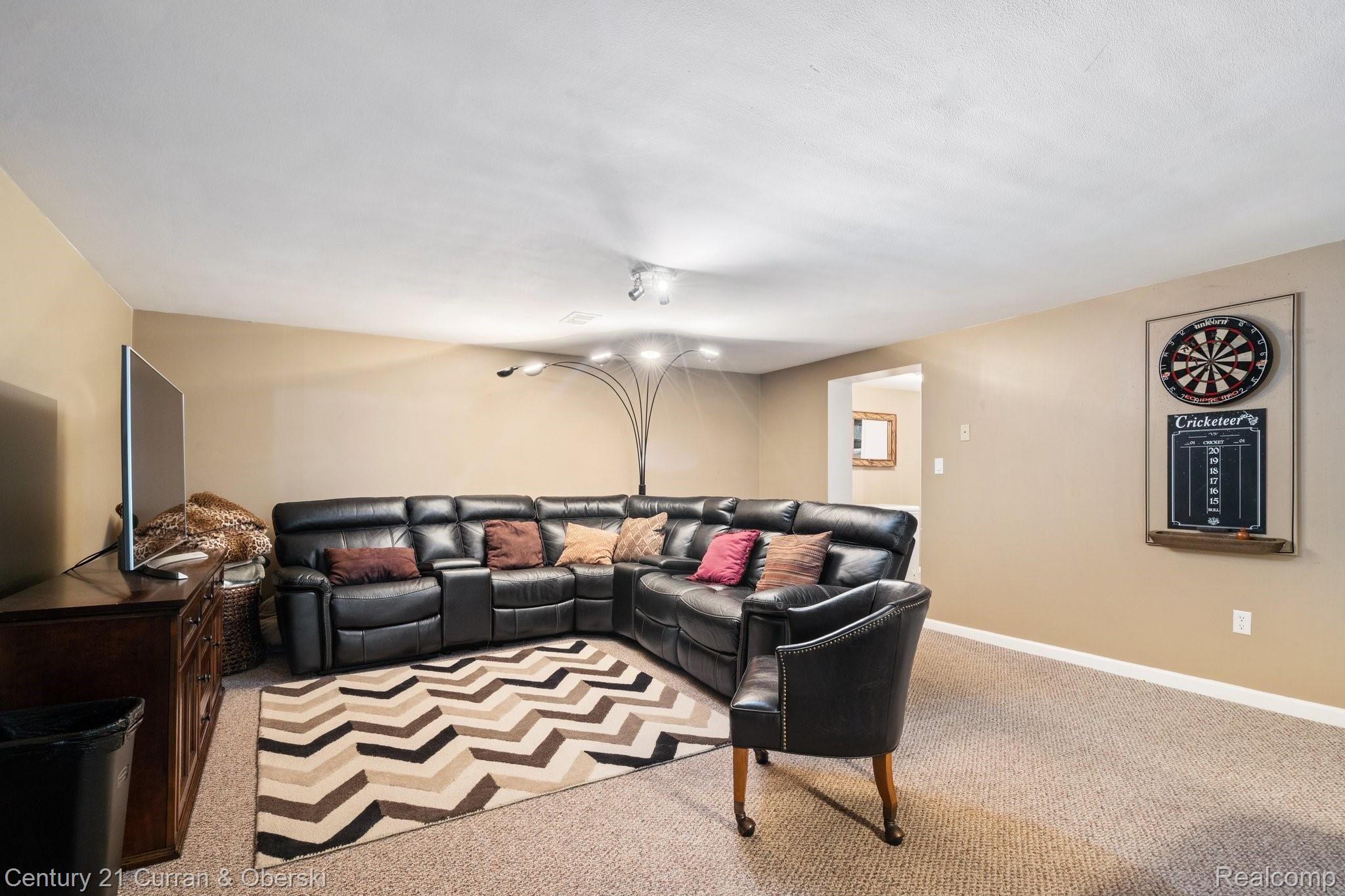 6430 Apple Orchard Lane Rochester, MI 48306 - Photo 34 of 64 37-web-or-mls-_DSC9006.jpg
