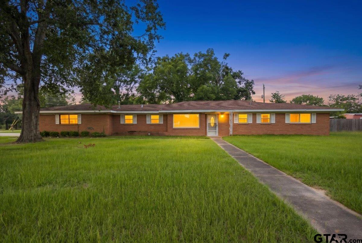 1201 East Johnson Drive Rusk, TX 75785 - Photo 2 of 48