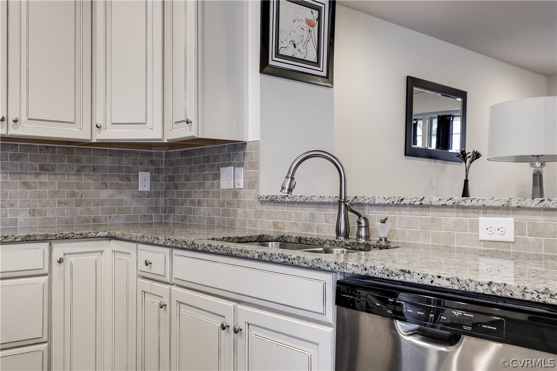 5512 Riverside Heights Way Richmond, VA 23225 - Photo 11 of 32 Gallery Image 11