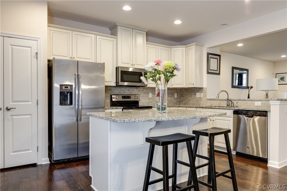 5512 Riverside Heights Way Richmond, VA 23225 - Photo 12 of 32 Gallery Image 12