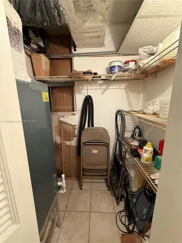 $140,000 | 135 Northeast 202nd Terrace, Unit N32, Miami Gardens, FL 33179