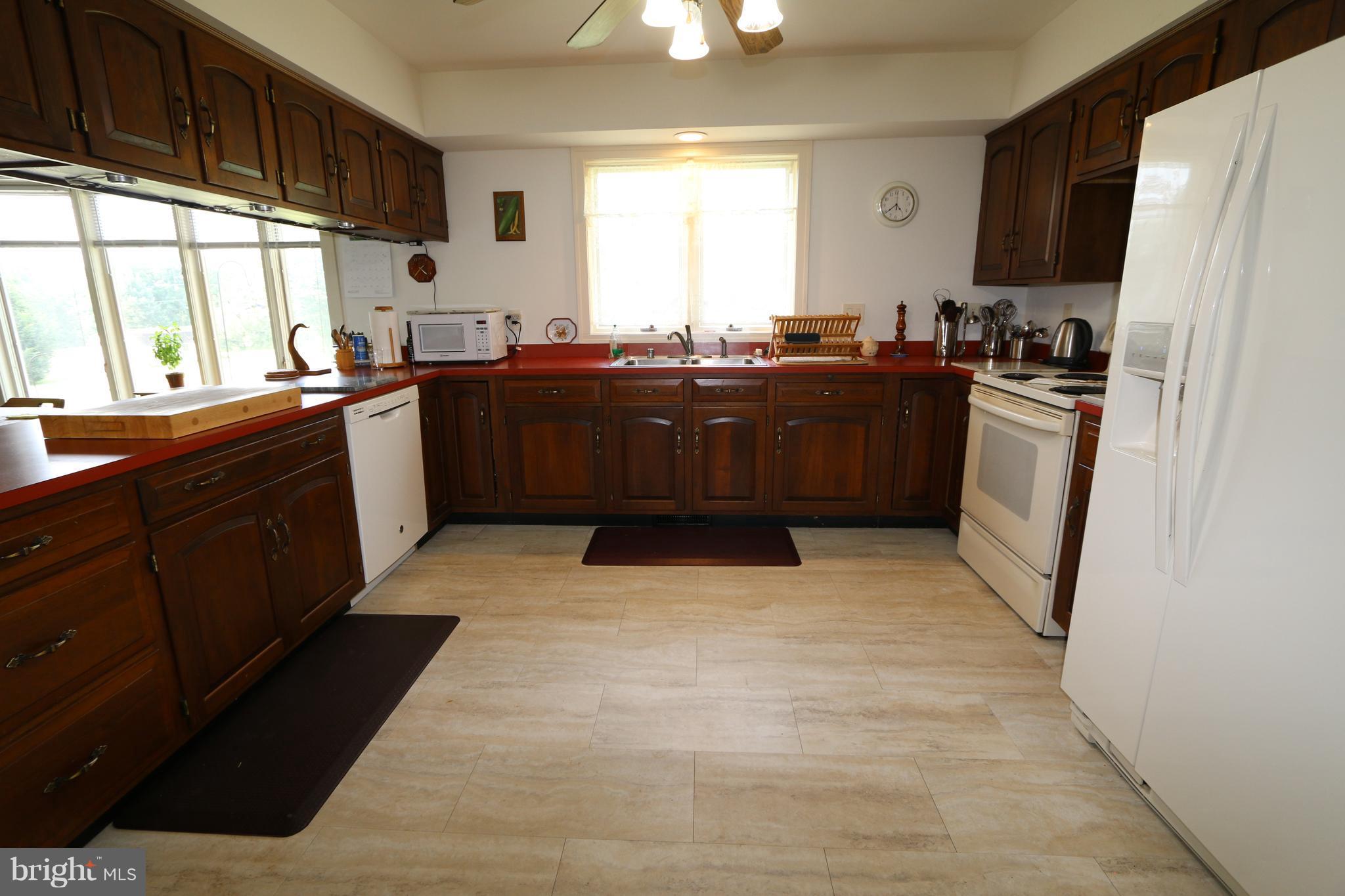 20336 Bent Willow Road Rohrersville, MD 21779 - Photo 6 of 27 Kitchen