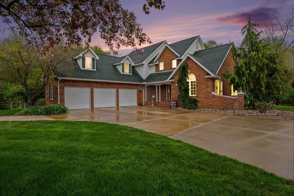 $750,000 | 3095 9 Mile Road, Auburn, MI 48611