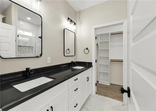 $290,000 | 2903 Woodknoll Drive, Bryan, TX 77803