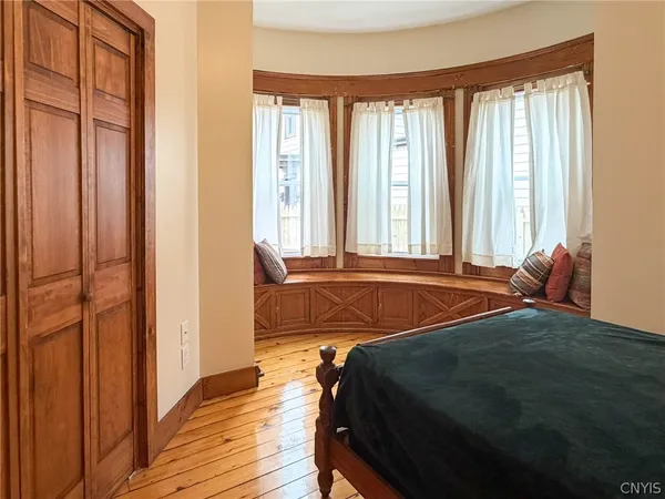 $1,700 | 1017 White Place, Utica, NY 13501