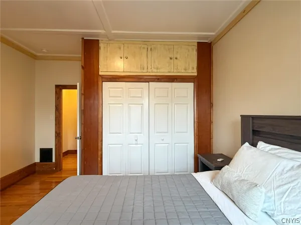 $1,700 | 1017 White Place, Utica, NY 13501