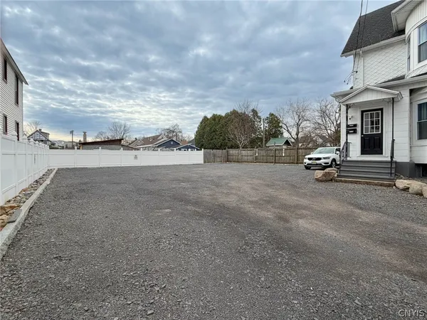 $1,700 | 1017 White Place, Utica, NY 13501