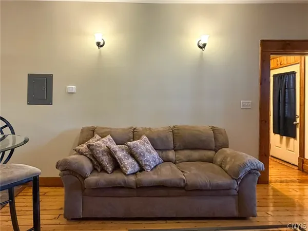 $1,700 | 1017 White Place, Utica, NY 13501