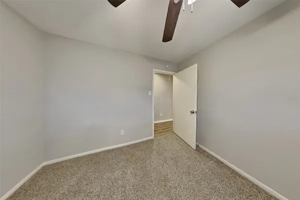 $2,175 | 4935 Pecan Grove Drive, Pearland, TX 77584