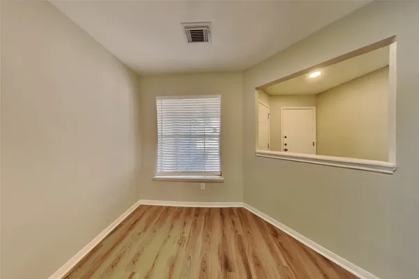 $2,175 | 4935 Pecan Grove Drive, Pearland, TX 77584