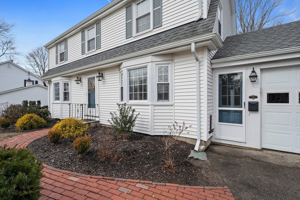 115 Gilbert Road Weymouth, MA 02189 - Photo 3 of 42 Gallery Image 3