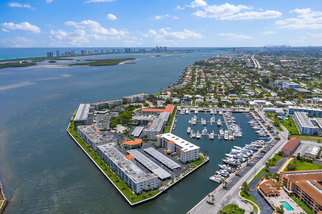 $3,450 | 29 Yacht Club Drive, Unit 407, North Palm Beach, FL 33408