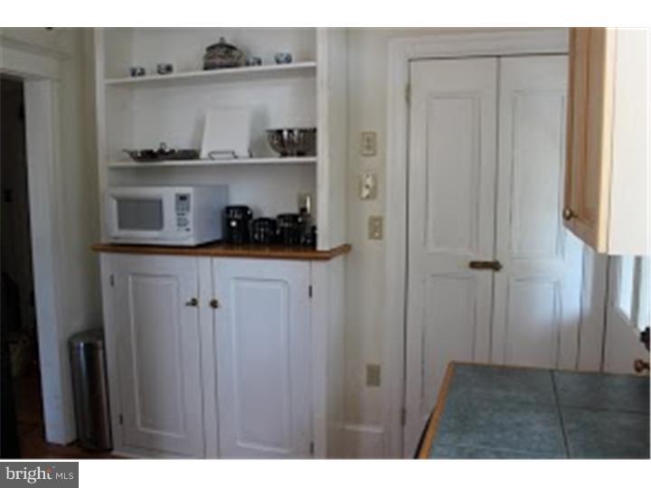 277 Orchard Road Springfield, PA 19064 - Photo 6 of 20 Kitchen