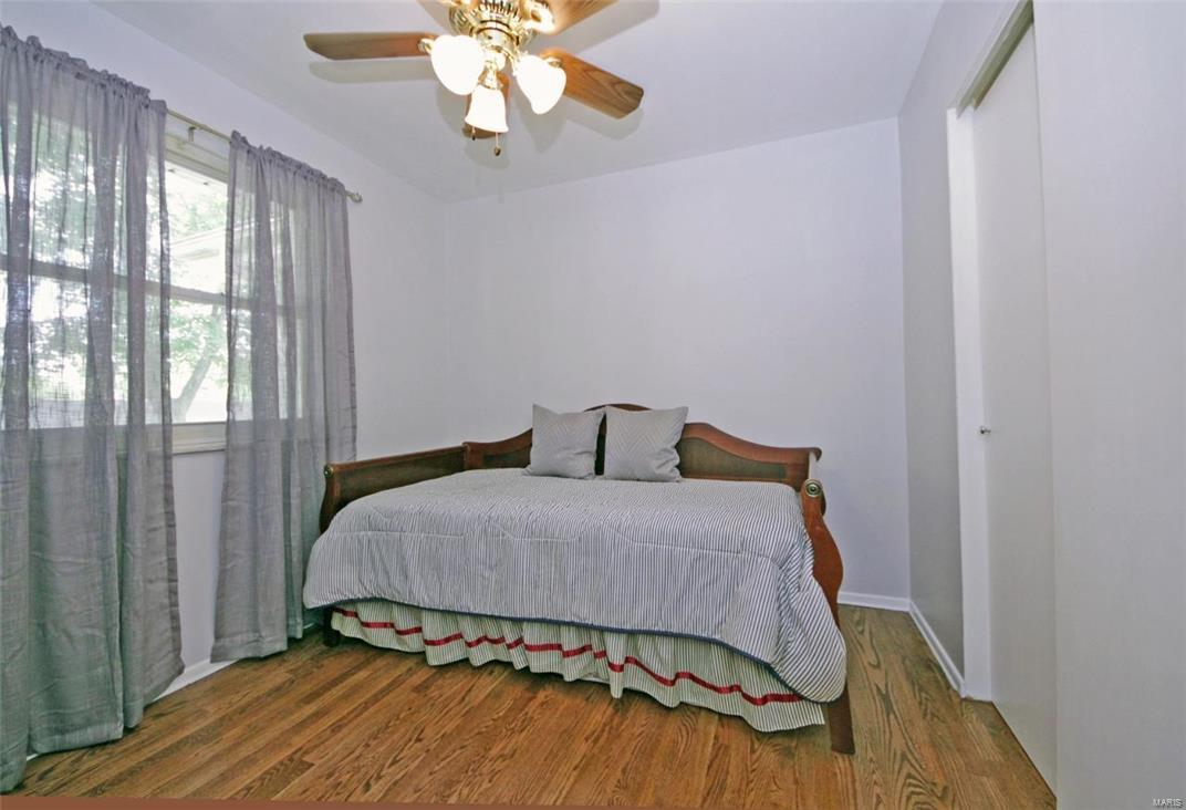 4642 Weber Road St. Louis, MO 63123 - Photo 9 of 14 Gallery Image 9