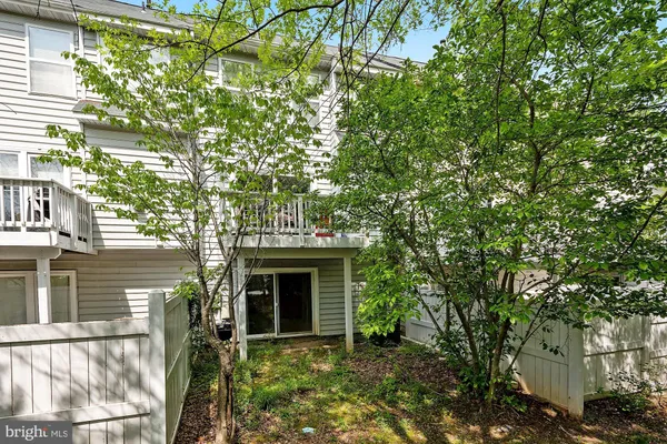 $3,400 | 12062 Edgemere Circle, Reston, VA 20190