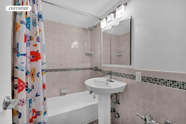 $399,900 | 60 Remsen Street, Unit 3G | Brooklyn Heights