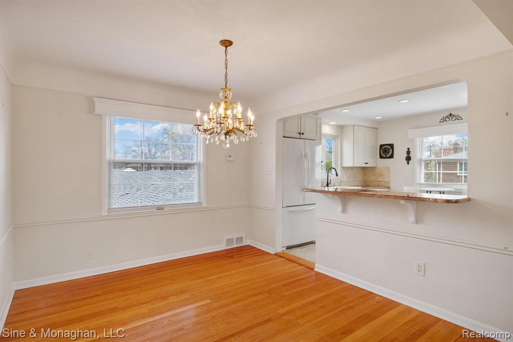 612 Cadieux Road Grosse Pointe, MI 48230 - Photo 6 of 35