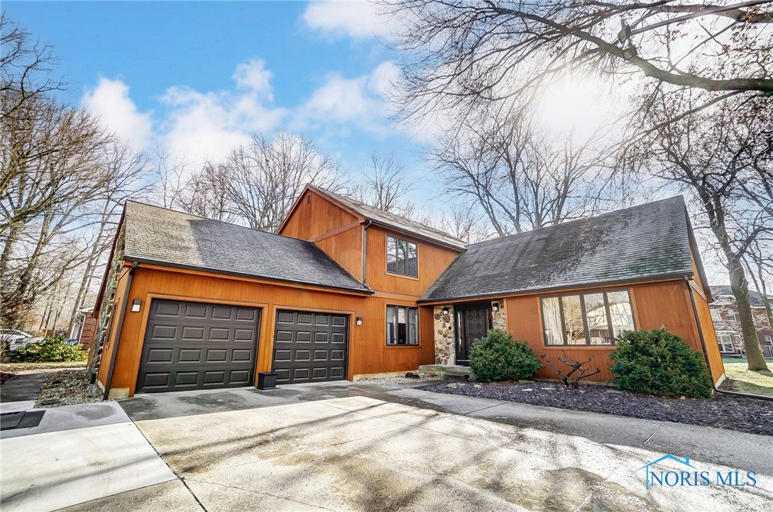 2325 Foxmoor Road Findlay, OH 45840 - Photo 1 of 42 Gallery Image 1