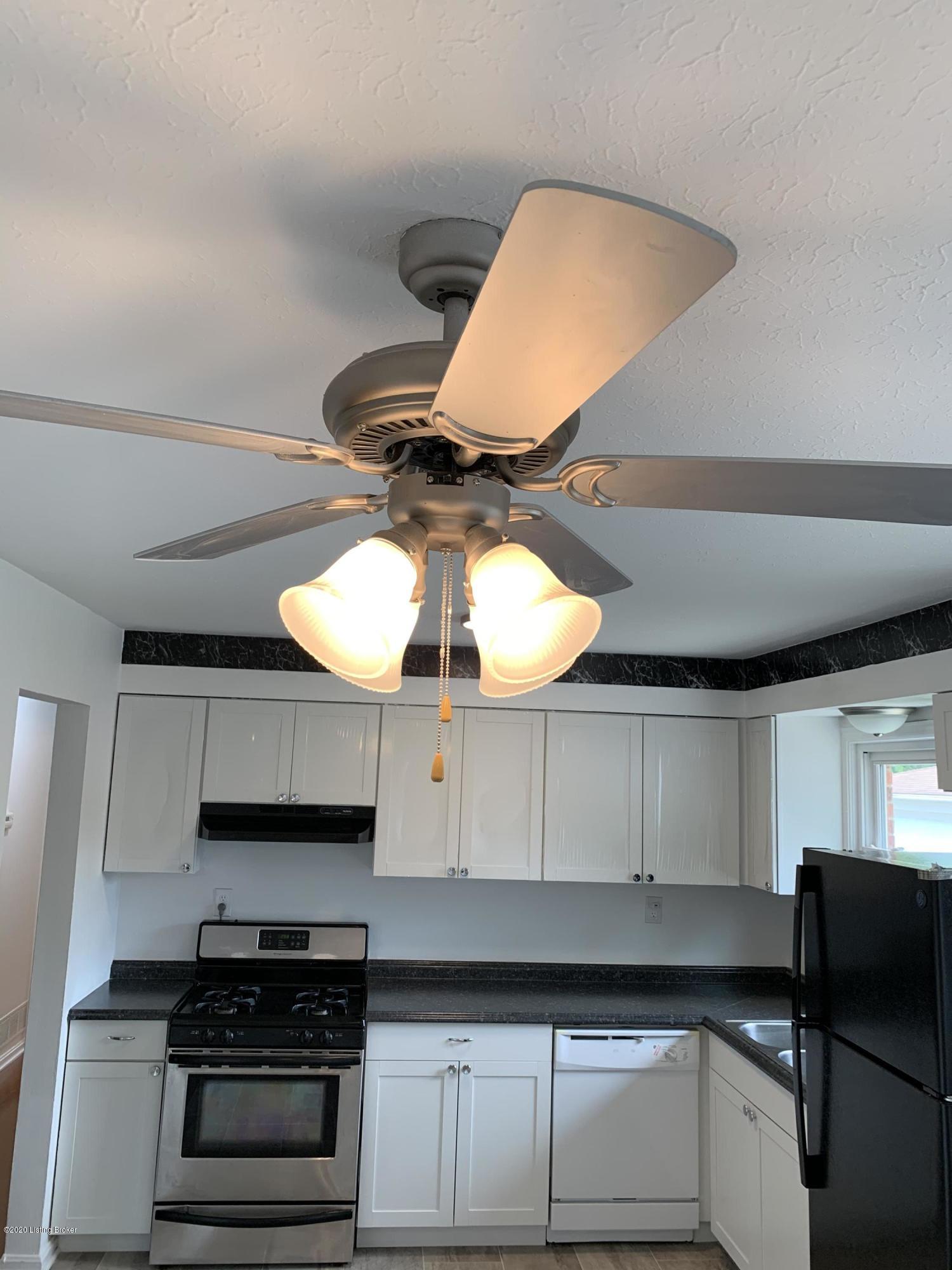 3422 Sumac Road Louisville, KY 40216 - Photo 40 of 44 EE4A8FAC-F336-486C-88F1-7C4DD37093CC