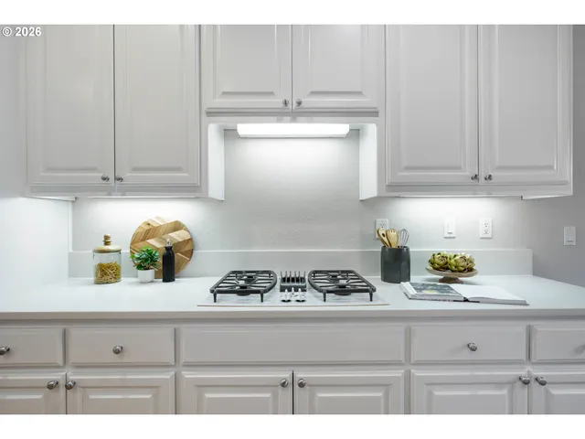 $869,900 | 15019 Northwest Vance Drive, Portland, OR 97229